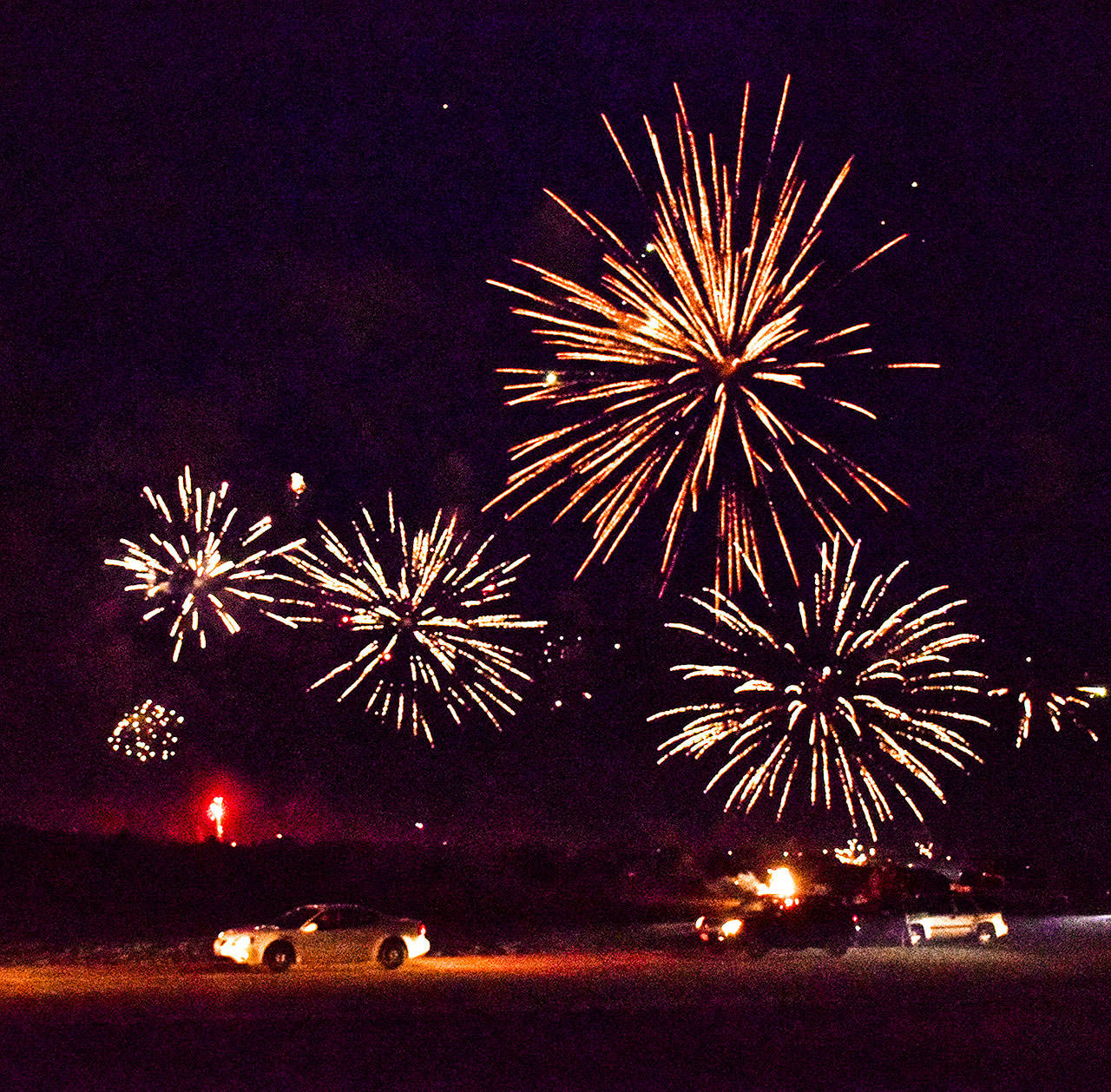 The North Beach skies sparkled for hours on July 4th, as seen from the Damon Road beach approach. (Photos by Scott D. Johnston)